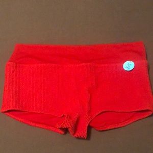 Pink Victoria’s Secret Gym to swim shorts